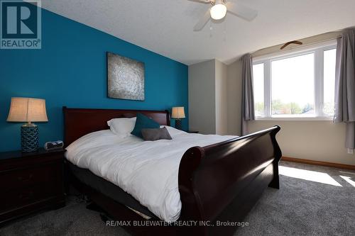 1000 South Wenige Drive, London, ON - Indoor Photo Showing Bedroom