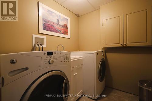 1000 South Wenige Drive, London, ON - Indoor Photo Showing Laundry Room