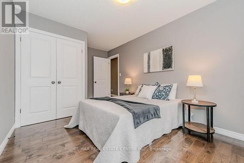 32 - 167 Arkell Road, Guelph, ON - Indoor Photo Showing Bedroom