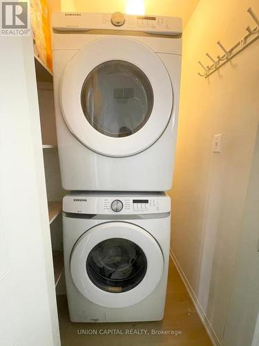 48 - 95 Weldrick Road E, Richmond Hill, ON - Indoor Photo Showing Laundry Room