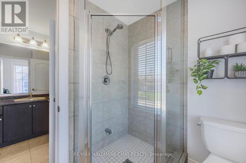 118 Hutchinson Drive, New Tecumseth, ON - Indoor Photo Showing Bathroom
