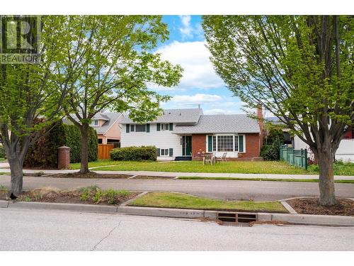 1820 Abbott Street, Kelowna, BC - Outdoor With Facade