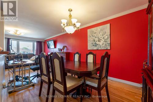 7525 Langworthy Drive, Mississauga, ON - Indoor Photo Showing Dining Room