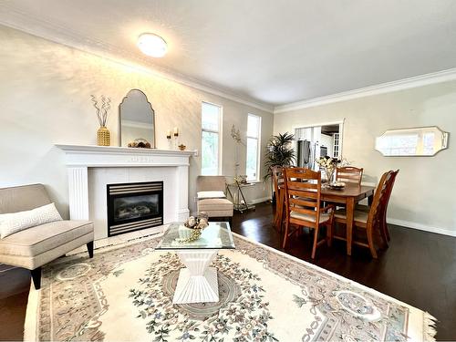 20683 66A Avenue, Langley, BC - Indoor Photo Showing Living Room With Fireplace
