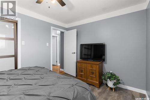 219 Flavelle Crescent, Saskatoon, SK - Indoor Photo Showing Bedroom