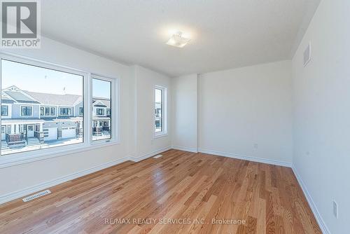 2 Tamworth Terrace, Barrie, ON - Indoor Photo Showing Other Room