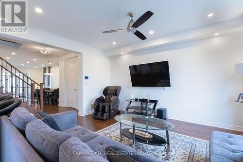 1554 Clitherow Street, Milton, ON - Indoor Photo Showing Living Room
