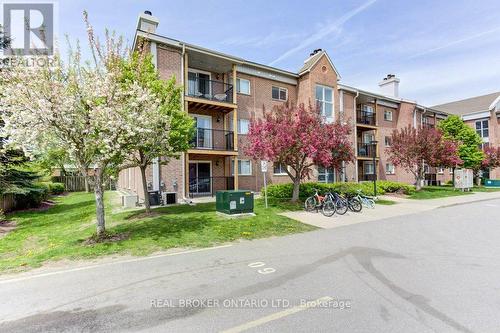 26 - 3085 Kingsway Drive, Kitchener, ON - Outdoor With Balcony With Facade
