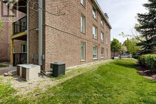 26 - 3085 Kingsway Drive, Kitchener, ON - Outdoor With Exterior