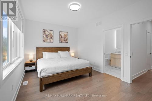 29 Rockmount Crescent, Gravenhurst, ON - Indoor Photo Showing Bedroom