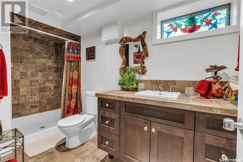 105 Jackson Avenue, Aberdeen, SK - Indoor Photo Showing Bathroom