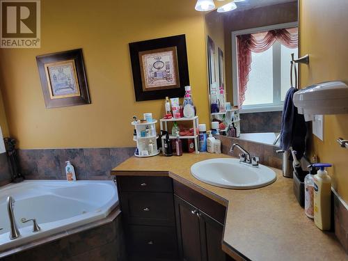 780 Sandy Beach Road, Vanderhoof, BC - Indoor Photo Showing Bathroom