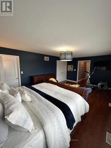 4710 Tassie Road, Burlington, ON - Indoor Photo Showing Bedroom