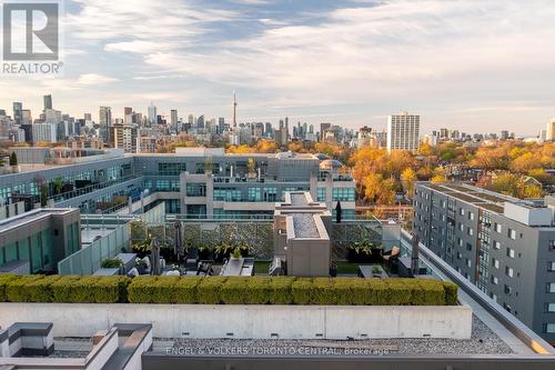 706 - 377 Madison Avenue, Toronto, ON - Outdoor With View
