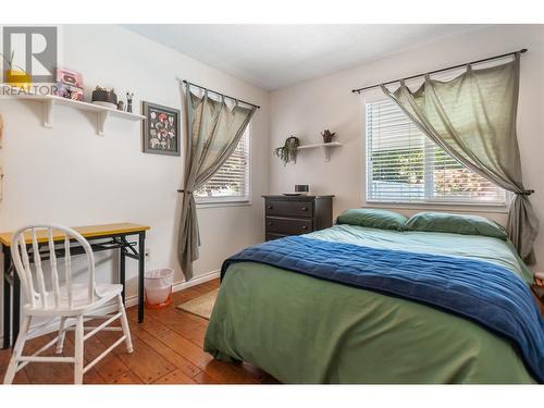 3575 Valleyview Road, Penticton, BC - Indoor Photo Showing Bedroom