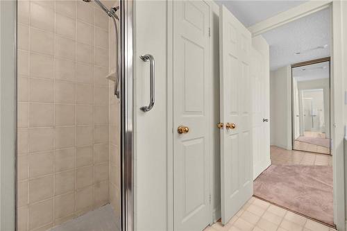 1237 North Shore Boulevard E|Unit #201, Burlington, ON - Indoor Photo Showing Bathroom