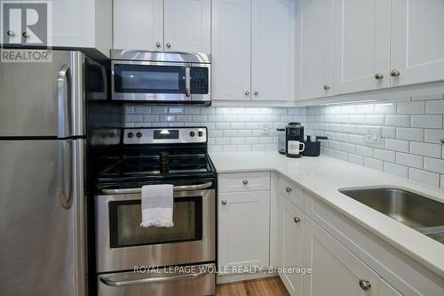 A203 - 112 Union Street E, Waterloo, ON - Indoor Photo Showing Kitchen With Stainless Steel Kitchen