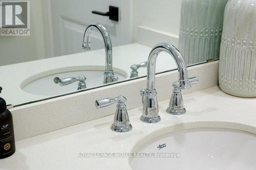 A203 - 112 Union Street E, Waterloo, ON - Indoor Photo Showing Bathroom