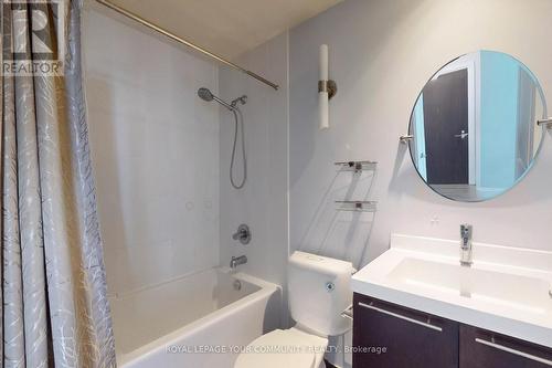 1805 - 100 Harrison Garden Boulevard, Toronto, ON - Indoor Photo Showing Bathroom