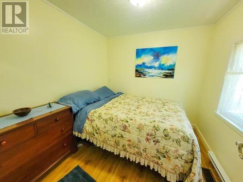 4792 Quebec Ave, Powell River, BC - Indoor Photo Showing Bedroom