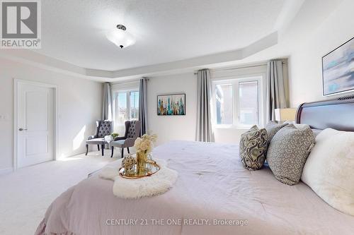 6 Roy Harper Avenue, Aurora, ON - Indoor Photo Showing Bedroom