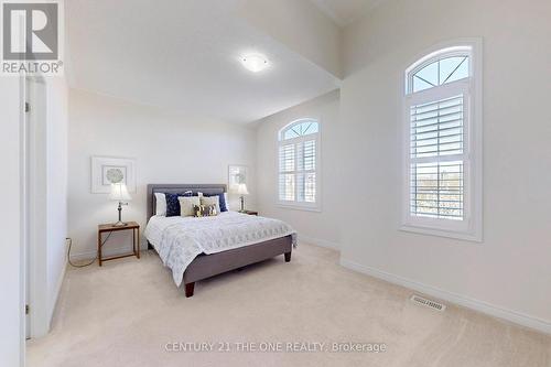6 Roy Harper Avenue, Aurora, ON - Indoor Photo Showing Bedroom