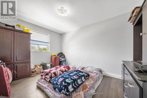 7 Drury Crescent, Brampton, ON - Indoor Photo Showing Bedroom
