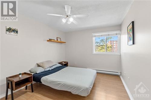 3rd Bedroom - 2927 Fairlea Crescent, Ottawa, ON - Indoor Photo Showing Bedroom