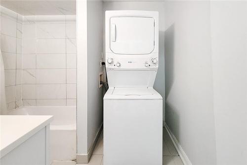 245 Wilson Street, Hamilton, ON - Indoor Photo Showing Laundry Room