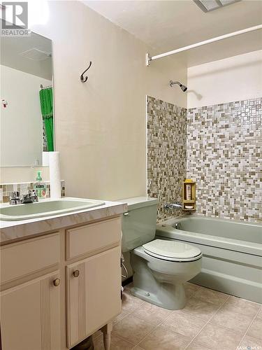 3711 Balfour Street, Saskatoon, SK - Indoor Photo Showing Bathroom