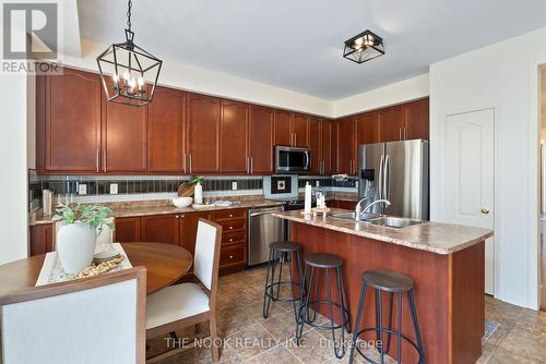 35 Personna Circle, Brampton, ON - Indoor Photo Showing Kitchen With Double Sink
