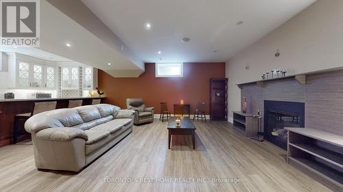 42 Elm Grove Avenue, Richmond Hill, ON - Indoor With Fireplace