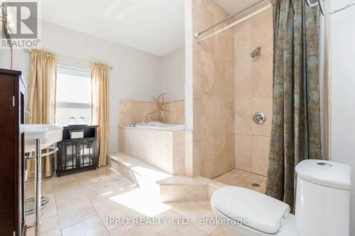 18 Sunset Boulevard, Brampton, ON - Indoor Photo Showing Bathroom