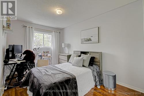 2 - 5958 Greensboro Drive, Mississauga, ON - Indoor Photo Showing Bedroom