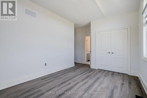 496 Skinner Road, Hamilton, ON - Indoor Photo Showing Other Room