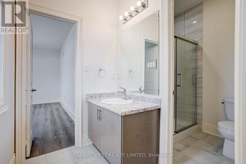 496 Skinner Road, Hamilton, ON - Indoor Photo Showing Bathroom