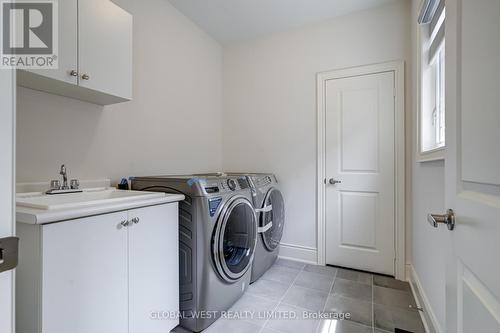 496 Skinner Road, Hamilton, ON - Indoor Photo Showing Laundry Room