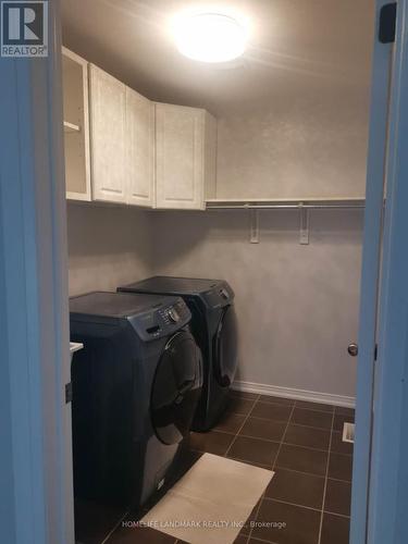 19 Hoodless Court, Brantford, ON - Indoor Photo Showing Laundry Room