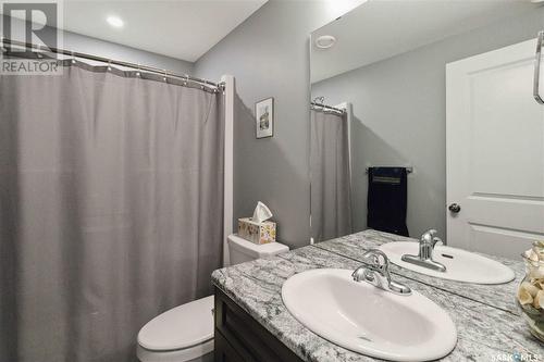 3 3Rd Avenue, Clavet, SK - Indoor Photo Showing Bathroom