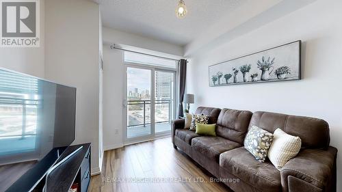 709 - 55 Ann O'Reilly Road, Toronto, ON - Indoor Photo Showing Living Room