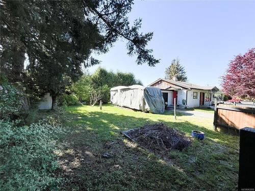 1193 Dignan Rd, Central Saanich, BC - Outdoor