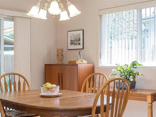 2871 River Rd, Chemainus, BC - Indoor Photo Showing Dining Room