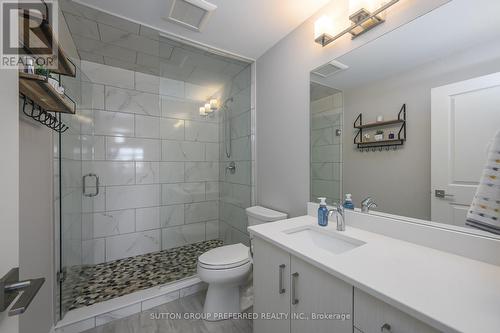 88 Rowe Avenue, South Huron, ON - Indoor Photo Showing Bathroom
