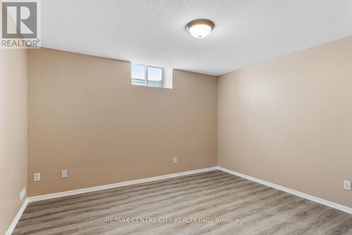 10 Hillview Drive, Thames Centre, ON - Indoor Photo Showing Other Room