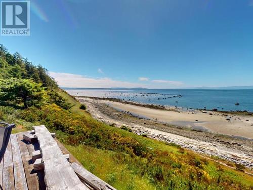 1260 Meadow Lane, Savary Island, BC - Indoor