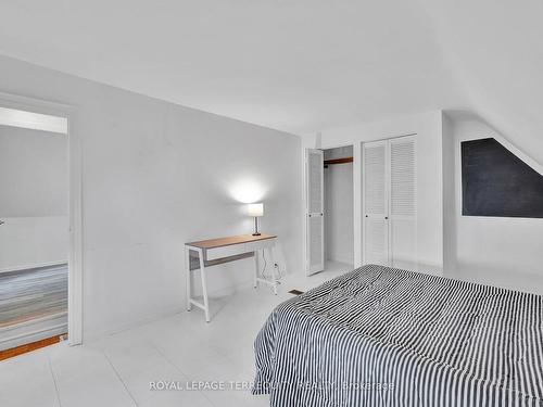 280 Grace St, Toronto, ON - Indoor Photo Showing Bedroom