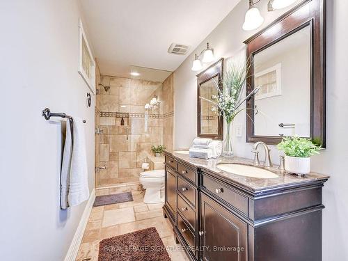 4476 Sawmill Valley Dr, Mississauga, ON - Indoor Photo Showing Bathroom