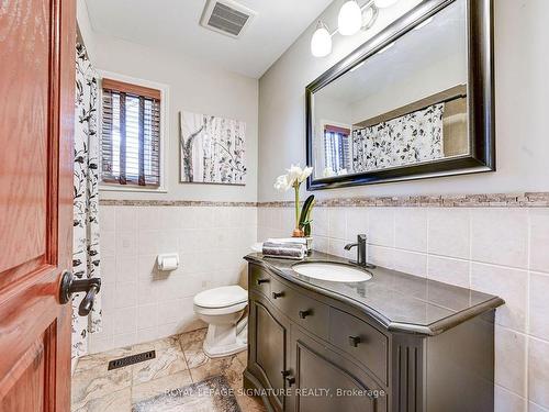 4476 Sawmill Valley Dr, Mississauga, ON - Indoor Photo Showing Bathroom