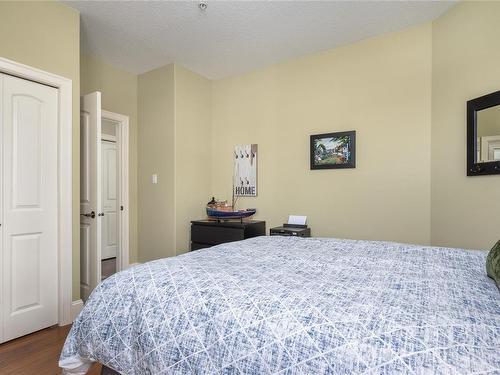 12-447 Pym St, Parksville, BC - Indoor Photo Showing Bedroom