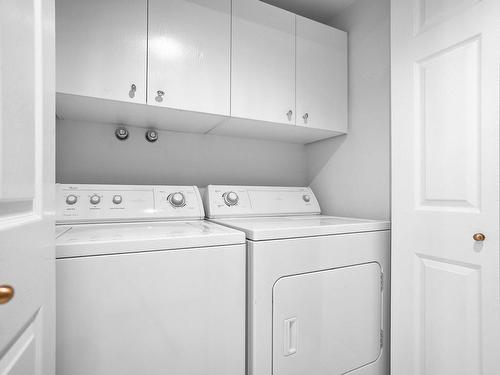 Salle de lavage - 313-18 Ch. Du Bord-Du-Lac-Lakeshore, Pointe-Claire, QC - Indoor Photo Showing Laundry Room